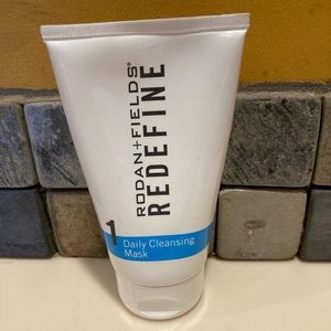 🎉HP🎉 🆕 Rodan + Fields Redefine Daily Cleansing Mask Cleanser